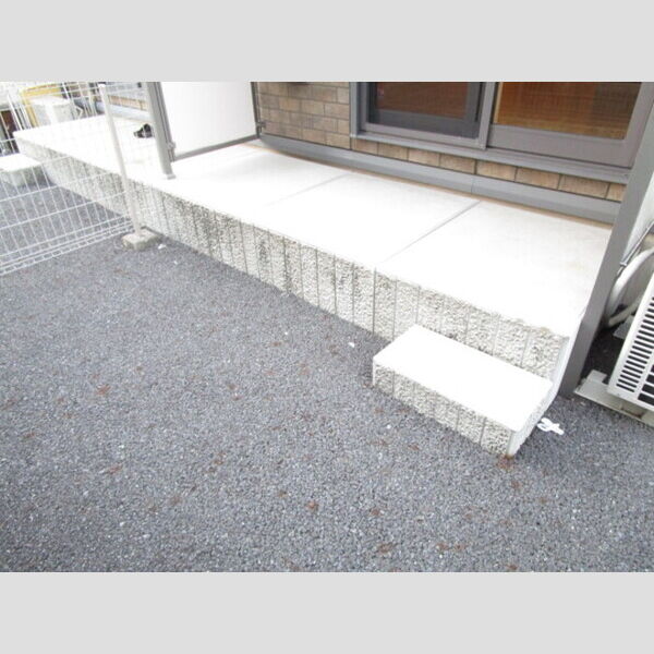 その他 (テラス付き専用庭)