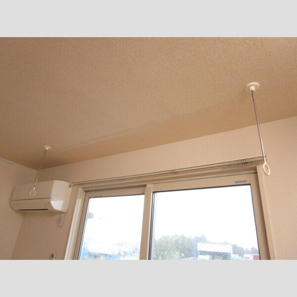 その他 (室内物干し)