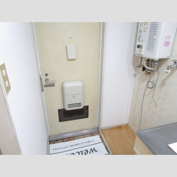 玄関 (玄関)