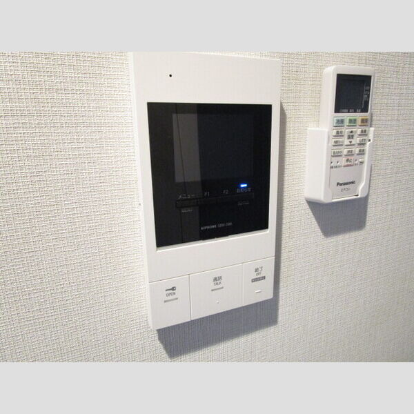 その他設備 (モニタ付きインターホン)