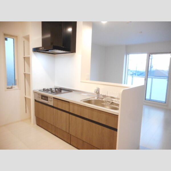 キッチン (対面式3口ガスコンロ付システムキッチン)