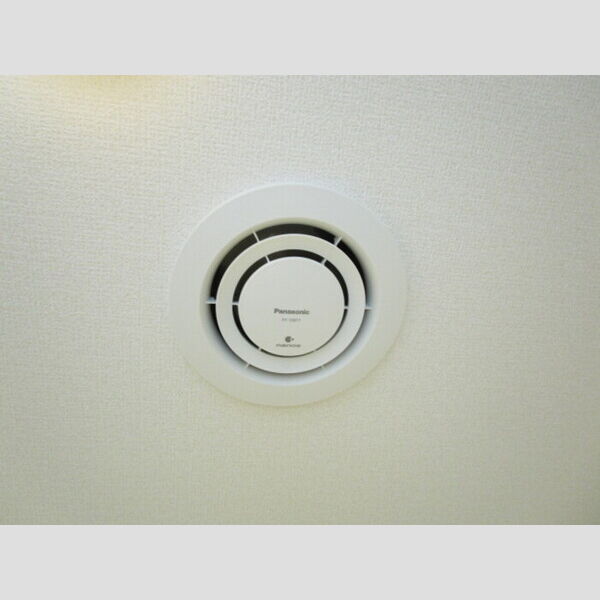 その他 (天井埋込型ナノイー発生器)