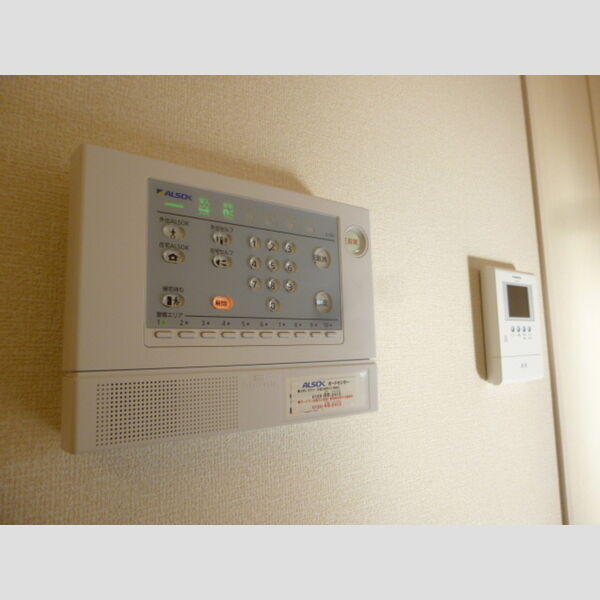 その他設備 (ALSOKホームセキュリティ標準搭載・カラーモニター付インターホン)
