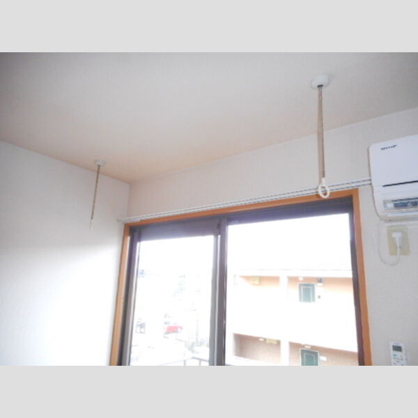 その他 (室内物干し)