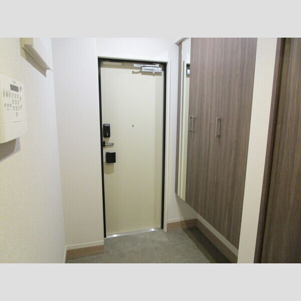 玄関 (玄関)