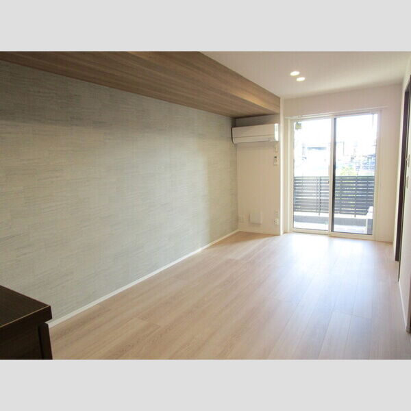 居室・リビング (居室全景)