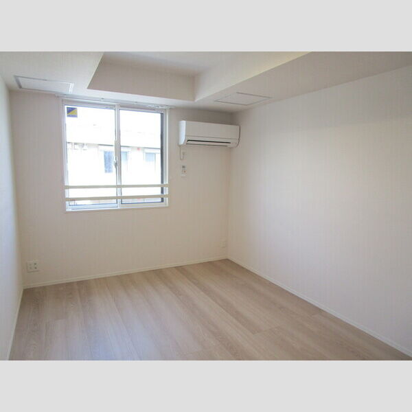 その他 (洋室①)