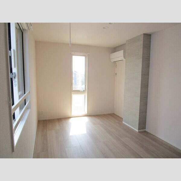 その他 (洋室①)