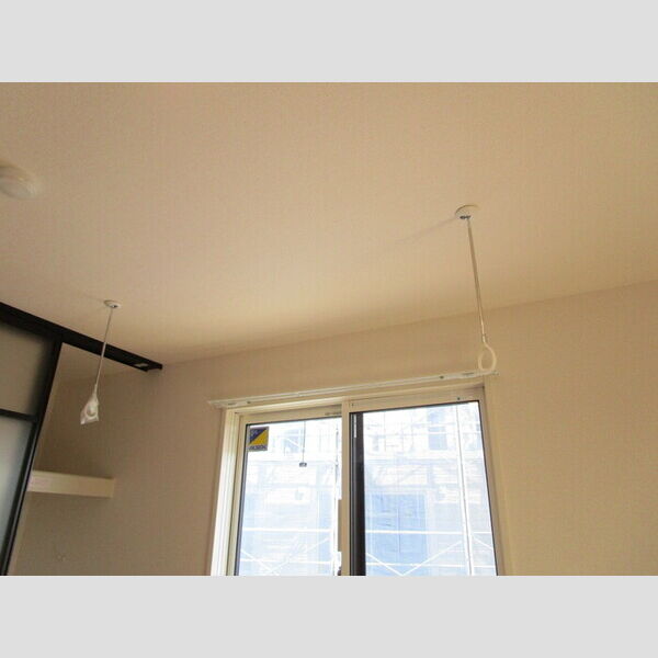 その他 (室内物干し)