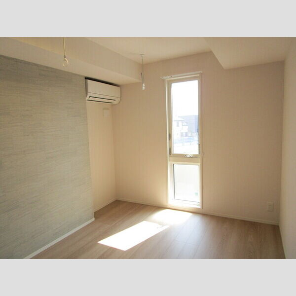 その他 (洋室①)