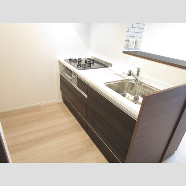 キッチン (対面式3口ガスコンロ付システムキッチン)