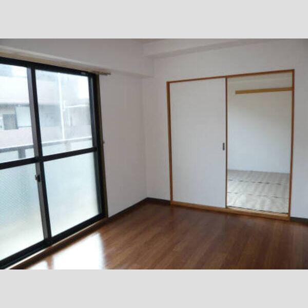 その他 (室内全景③)