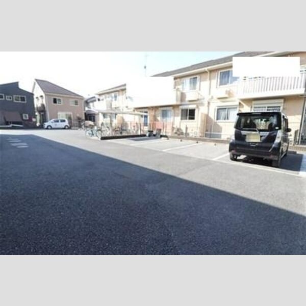 駐車場 (駐車場)