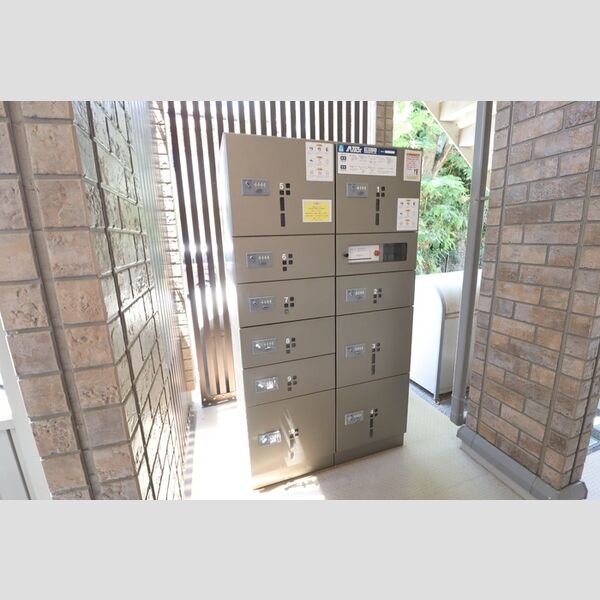 現地周辺 (宅配ボックス)