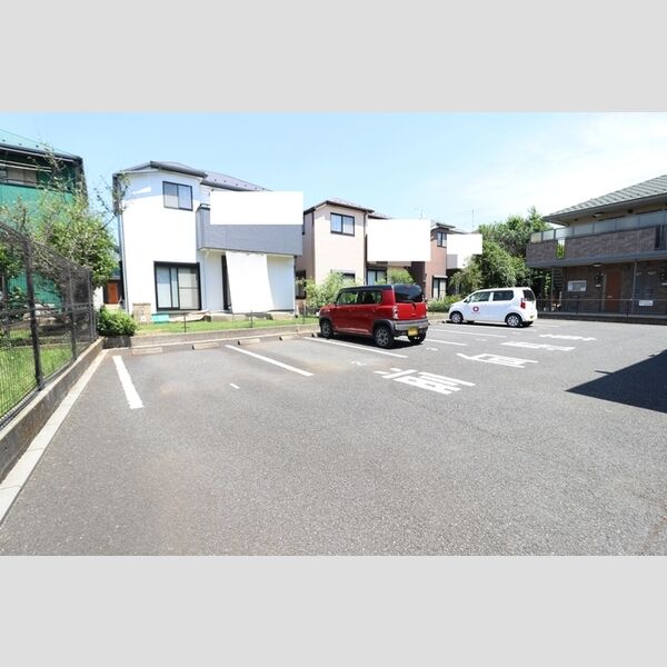 駐車場 (駐車場)