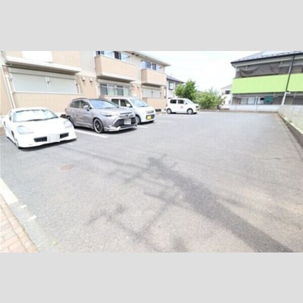 駐車場 (駐車場)