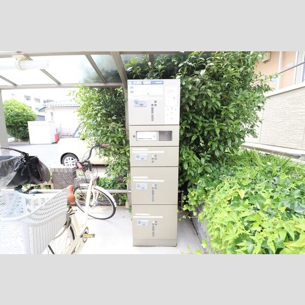 現地周辺 (宅配ボックス)