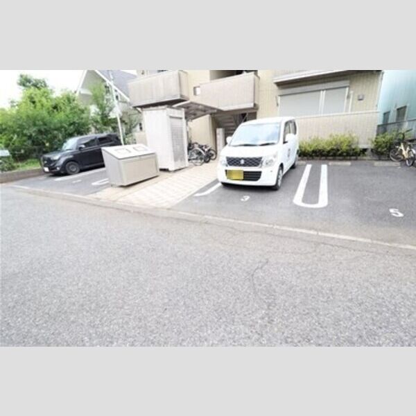 駐車場 (駐車場)