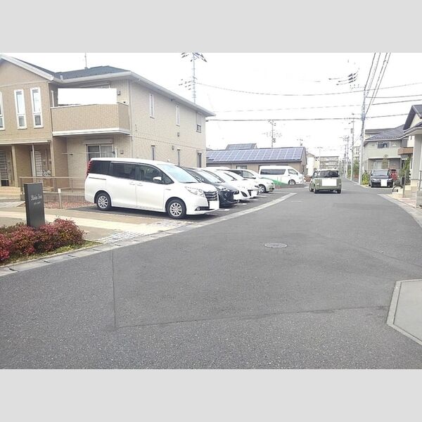 駐車場 (駐車場)