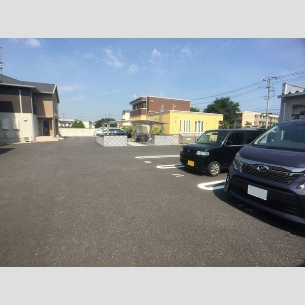 駐車場 (駐車場)