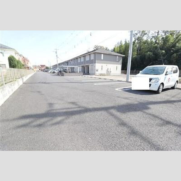 駐車場 (駐車場)