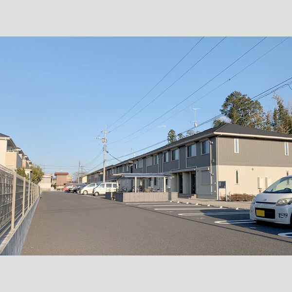 駐車場 (駐車場)