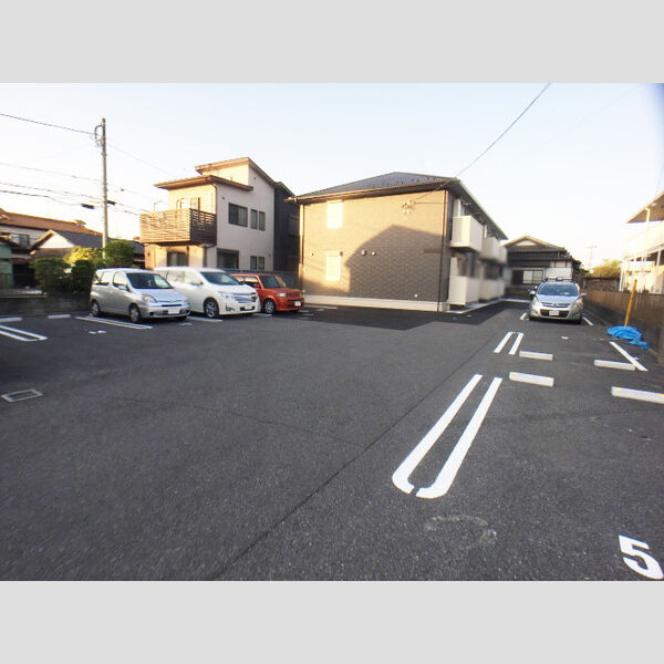 駐車場 (駐車場)