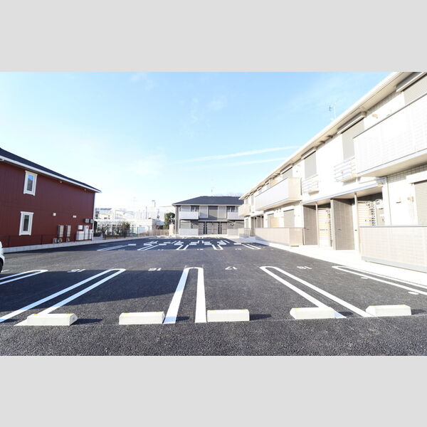 駐車場 (駐車場)