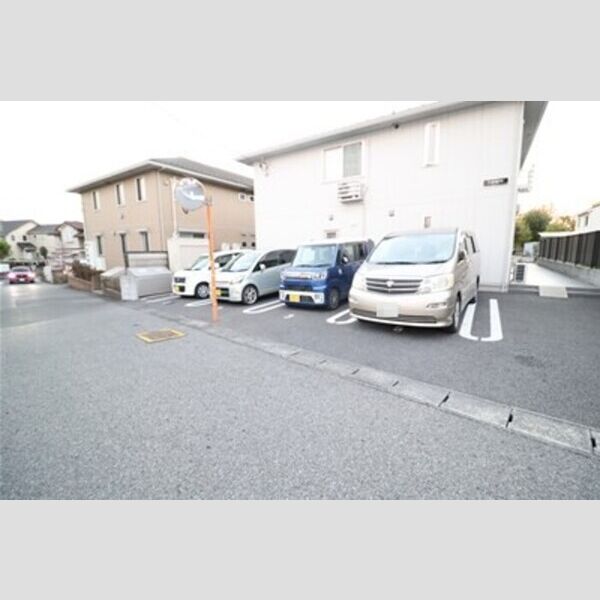 駐車場 (駐車場)
