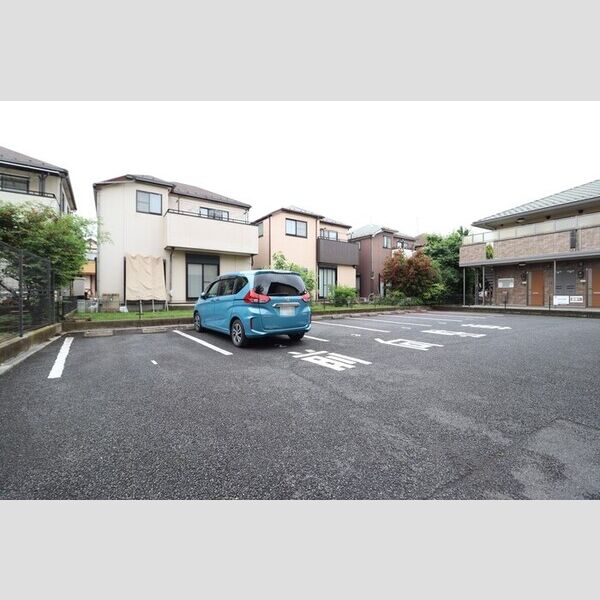 駐車場 (駐車場)