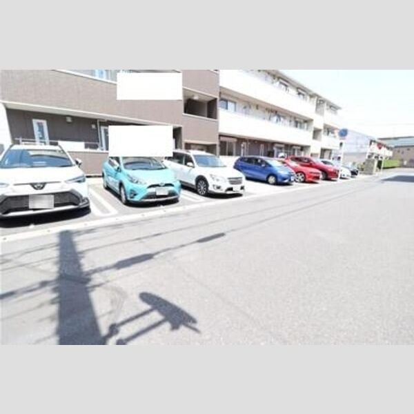 駐車場 (駐車場)