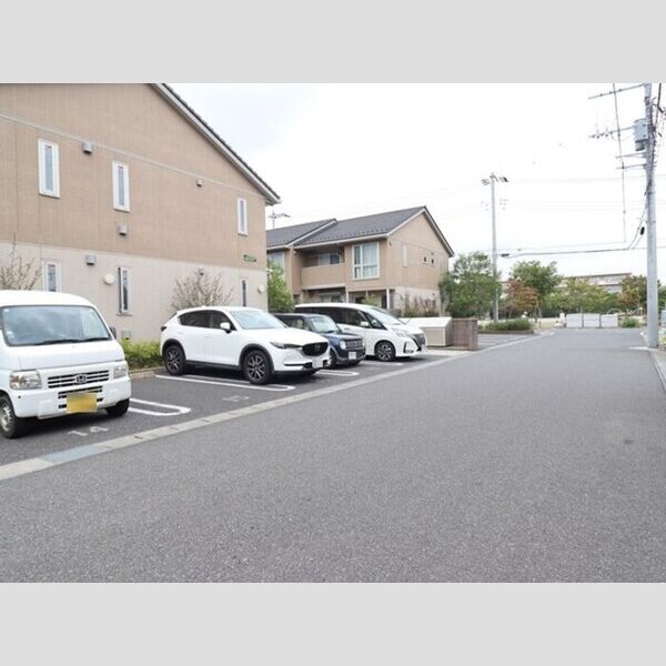 駐車場 (駐車場)