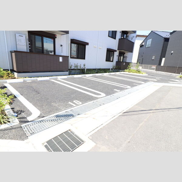 駐車場 (駐車場)