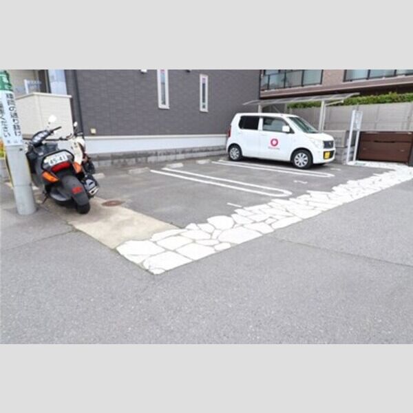 駐車場 (駐車場)