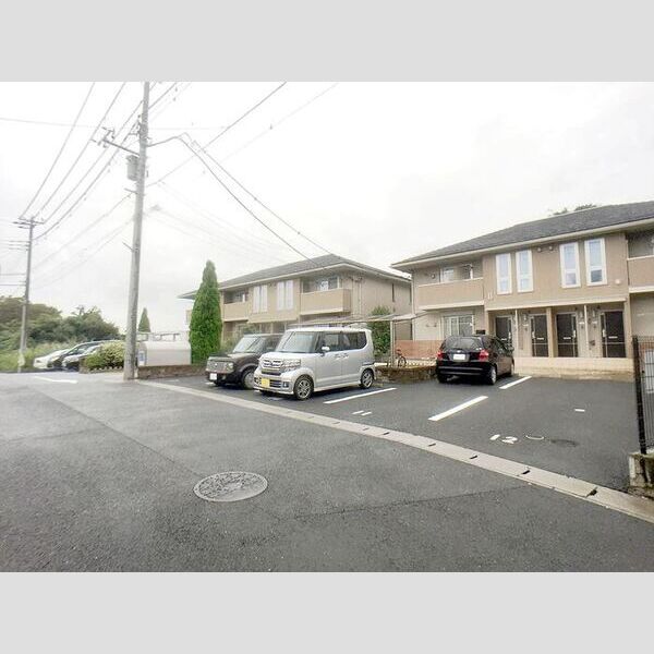 駐車場 (駐車場)