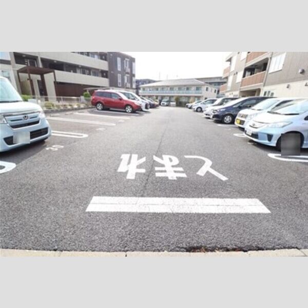 駐車場 (駐車場)