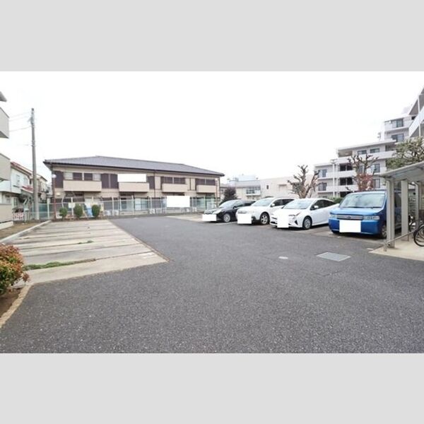 駐車場 (駐車場)