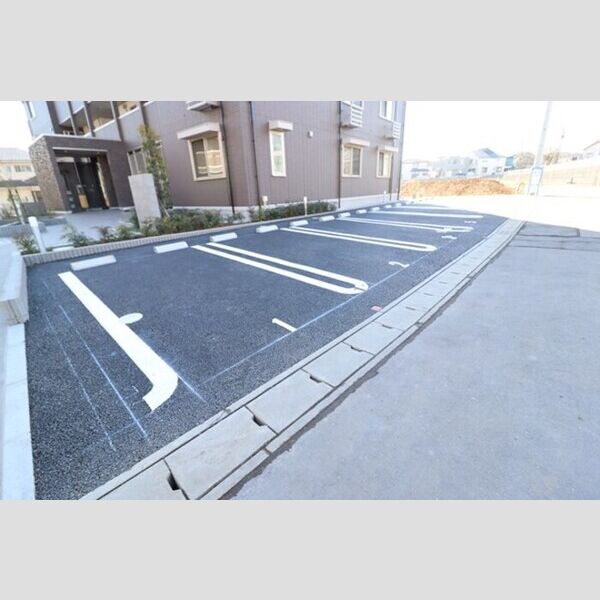 駐車場 (駐車場)