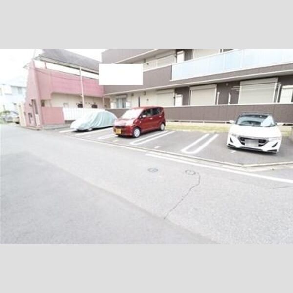 駐車場 (駐車場)