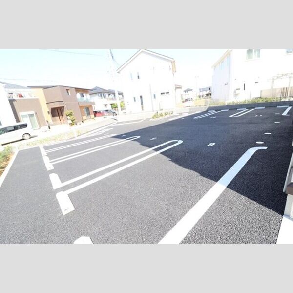 駐車場 (駐車場)