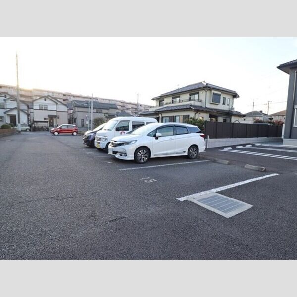 駐車場 (駐車場)