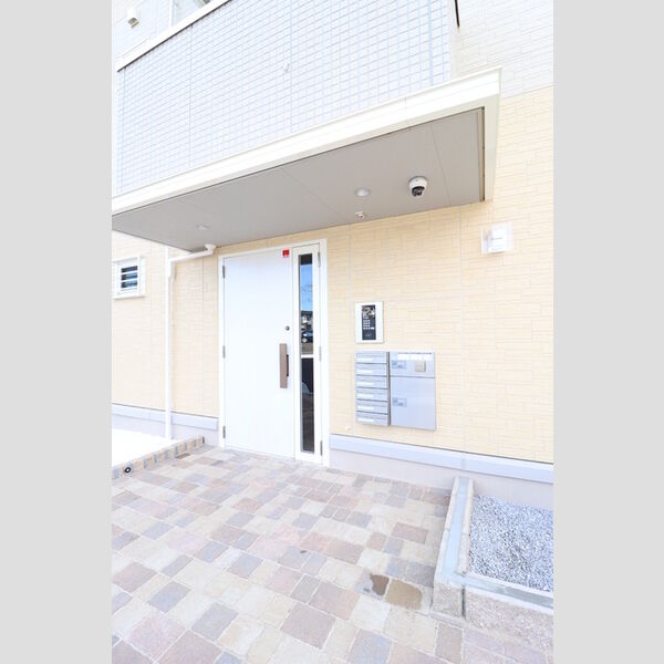 エントランス (エントランス)