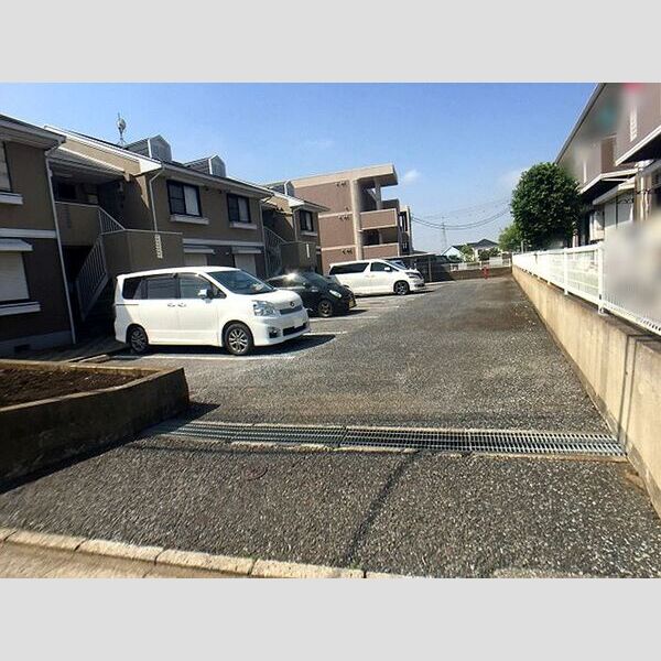 駐車場 (駐車場)