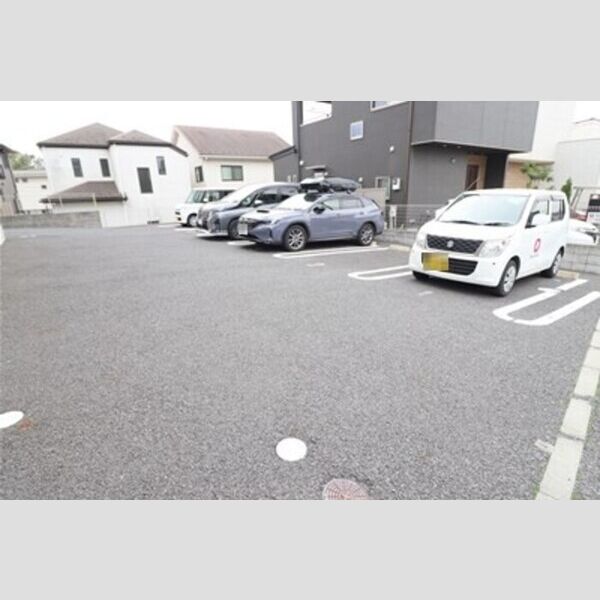 駐車場 (駐車場)