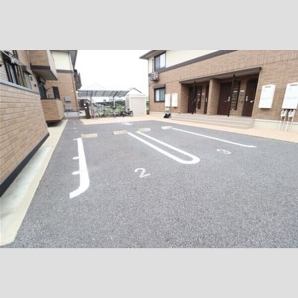 駐車場 (駐車場)