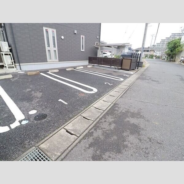 駐車場 (駐車場)