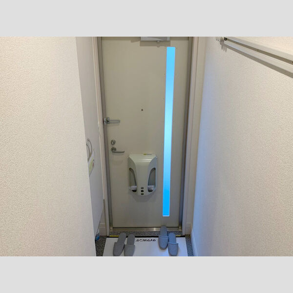 玄関 (玄関)