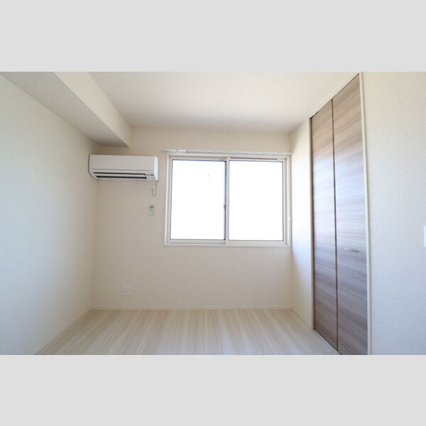 その他 (洋室5.3帖)