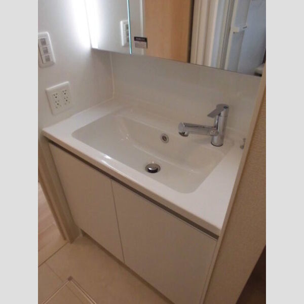 洗面所 (洗髪洗面化粧台)