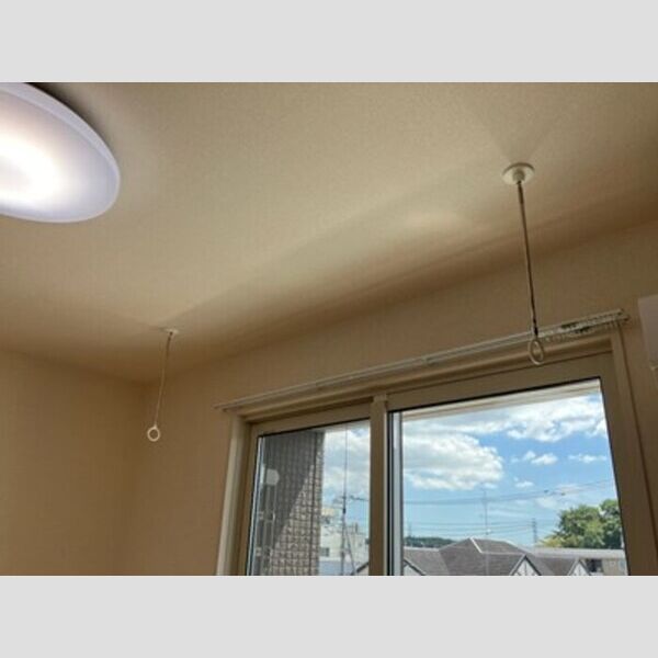 その他 (室内物干し)